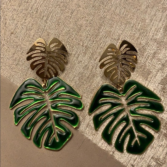 Monstera Drop Earrings - Picture 2 of 3
